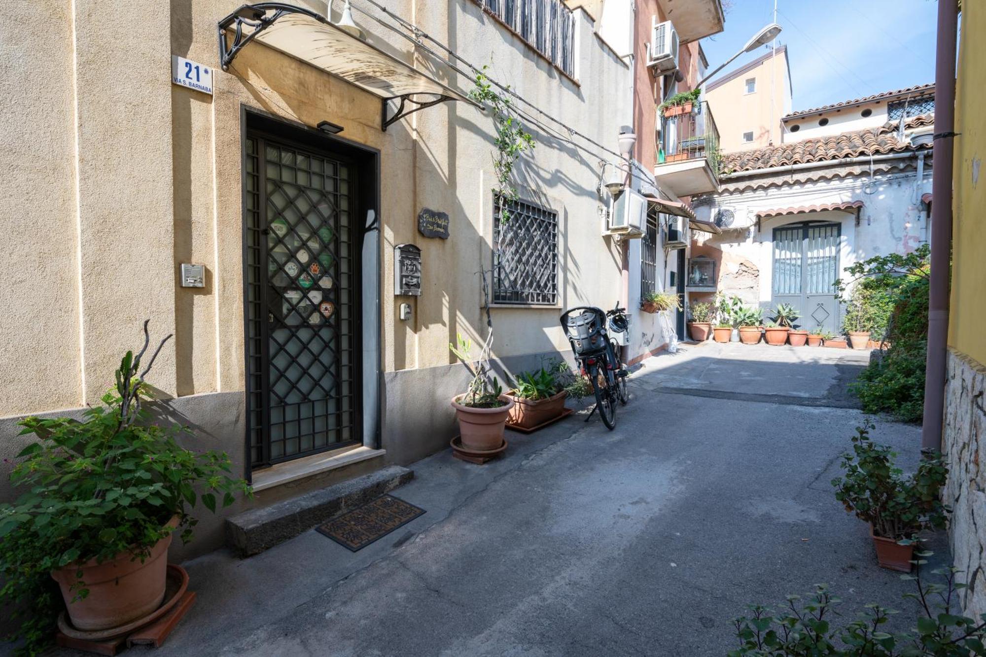 Bnb San Barnaba CTA Exterior foto